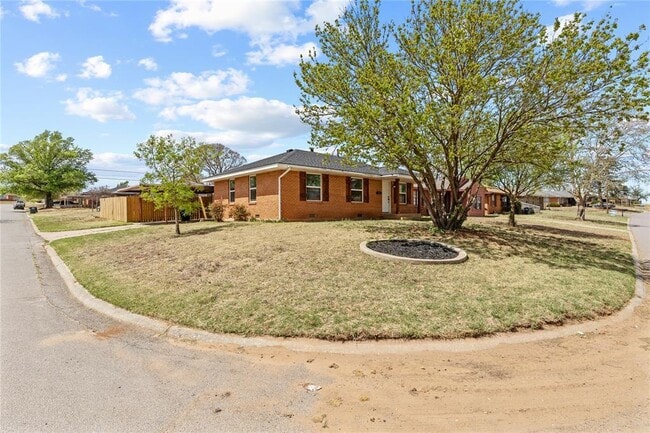 Photo - 700 Santa Fe Dr