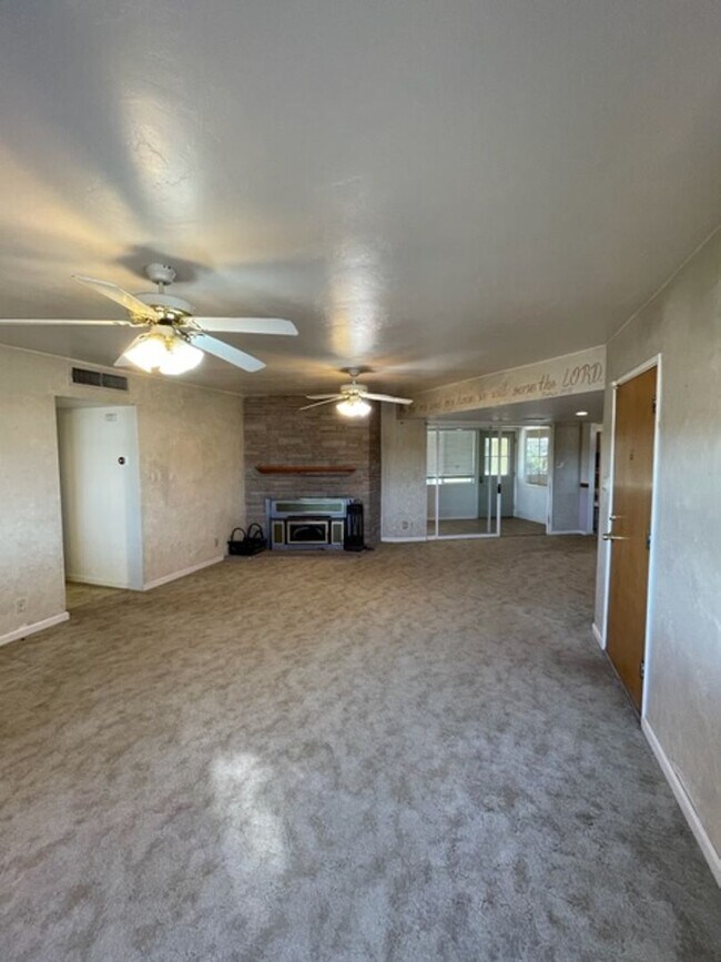 Photo - Farm House Living MOVE IN SPECIAL