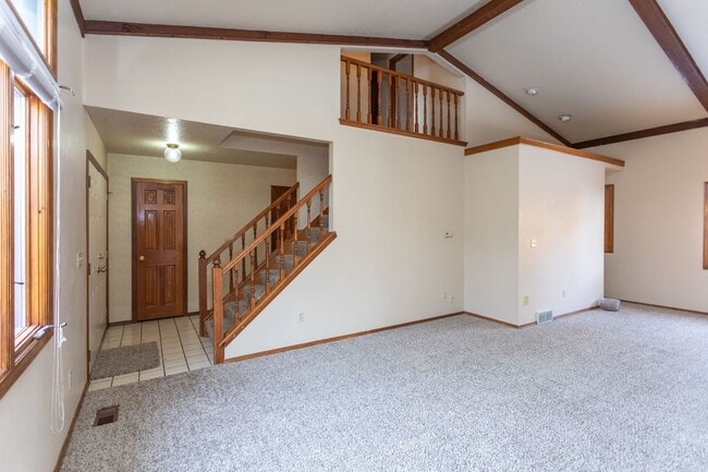 Photo - Gorgeous Mountain Shadows Home with Stunning Views!!