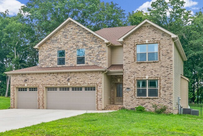 Photo - Pet Friendly Four Bedroom!
