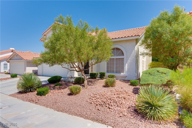 Photo - 20 Fantasia Ln