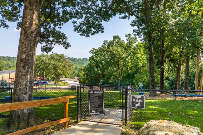 Dog Park - Kirkwood Bluffs