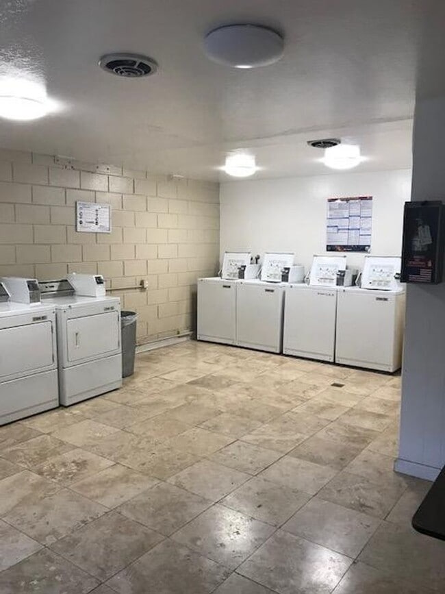 Photo - 044- Villa Oaks