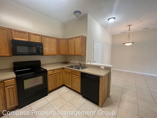 Photo - 3 br, 2 bath House - 6087 Maggies Cir #101