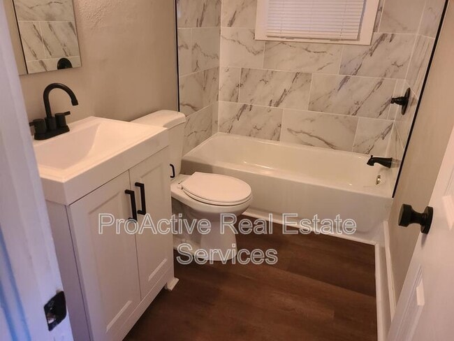 Photo - 1201 Tallwood St