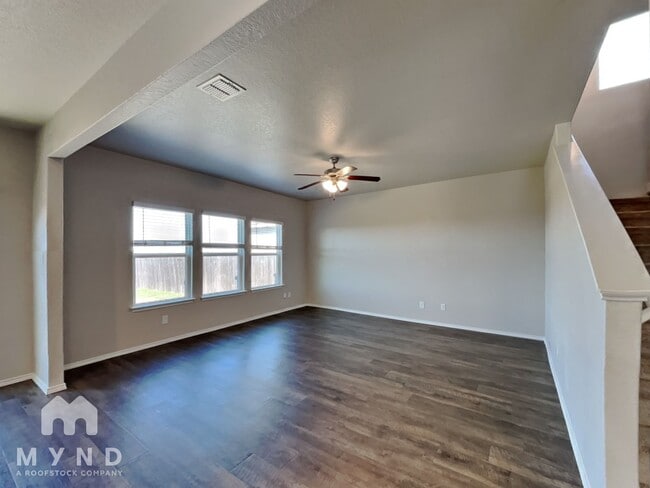 Photo - 4113 Asher Alley