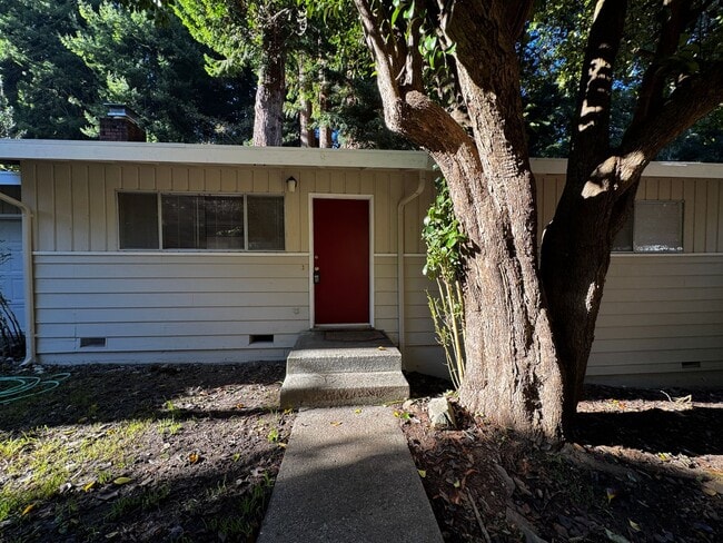 Photo - 3 Bedroom 2 Bath Home Located in Arcata!