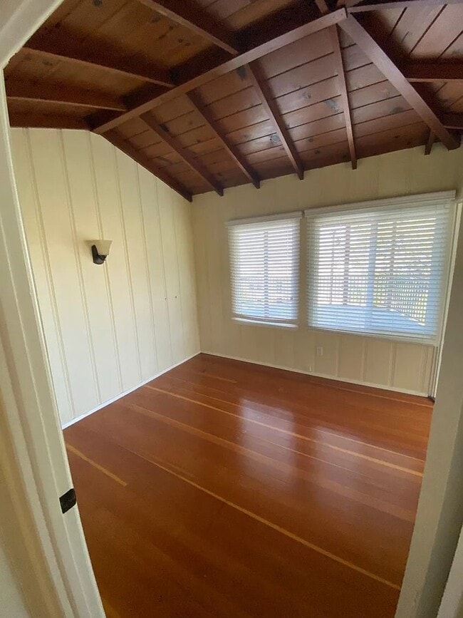 Photo - Spacious Studio aand 1-bedroom Apartments in Mission Hills – Prime Location! Unit 1626 A