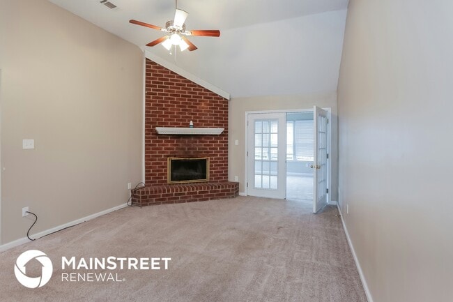 Photo - 6659 Ross Manor Dr