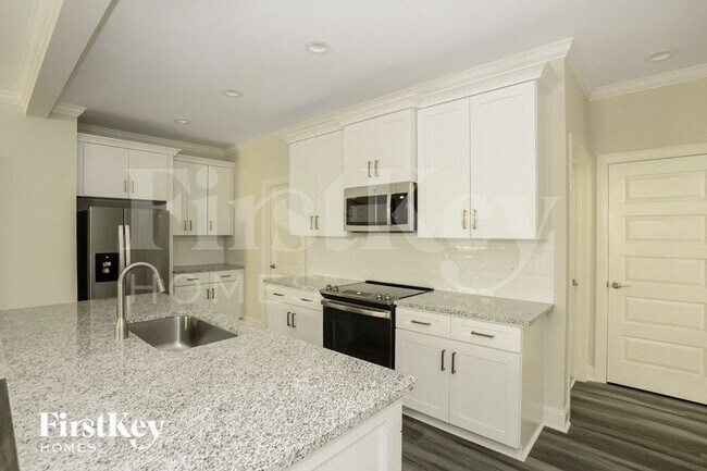 Photo - 1242 Pless St NW