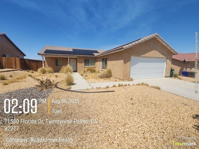 Building Photo - Beautiful Home in Desert Vista Community w...