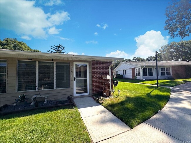 33 Trent Ct D