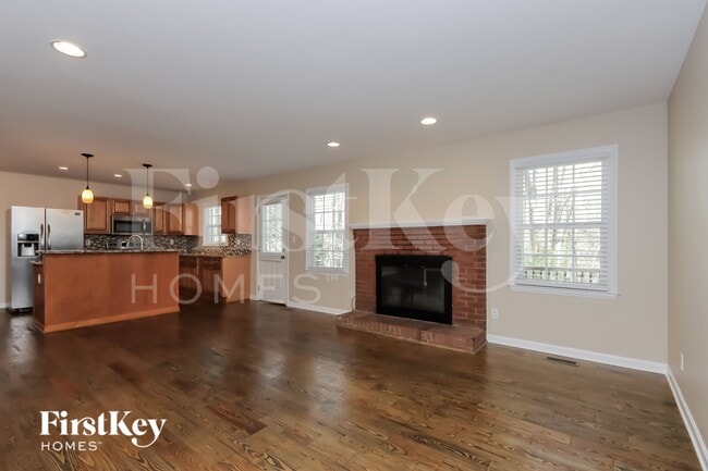 Photo - 226 Heritage Pl