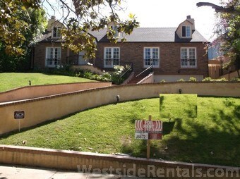 Photo - 500 Warner Ave