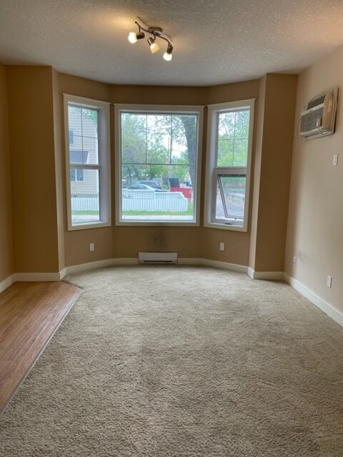 Photo - 2725 15th Av