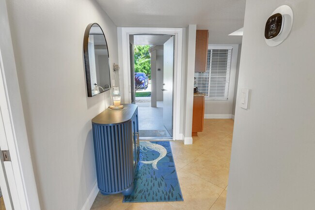 Photo - 4440 NE Sandpebble Trce Unit 104