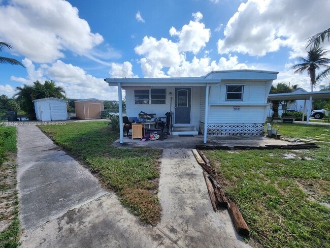 Building Photo - 4248 Hibiscus Cir Rental