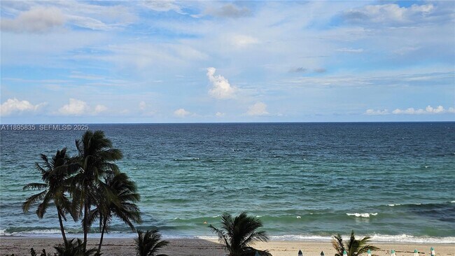 Building Photo - 3140 S Ocean Dr Unit 506