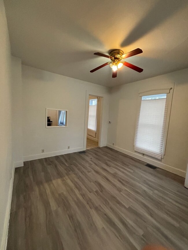 Photo - Boltin 19-21 Unit 19 Boltin