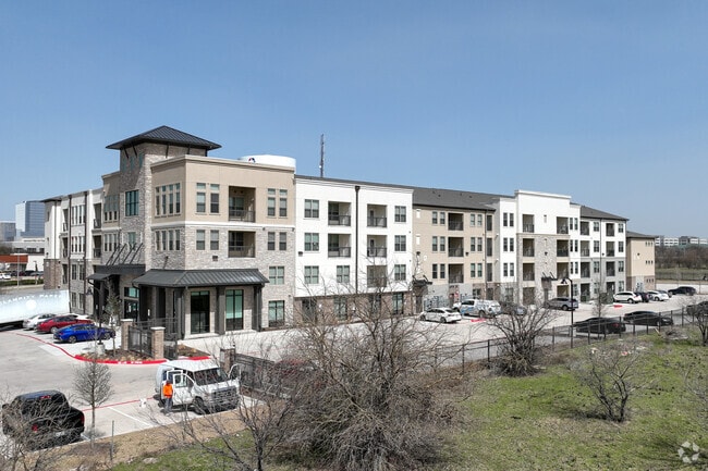 Building Photo - Mariposa at Communications Parkway Rental