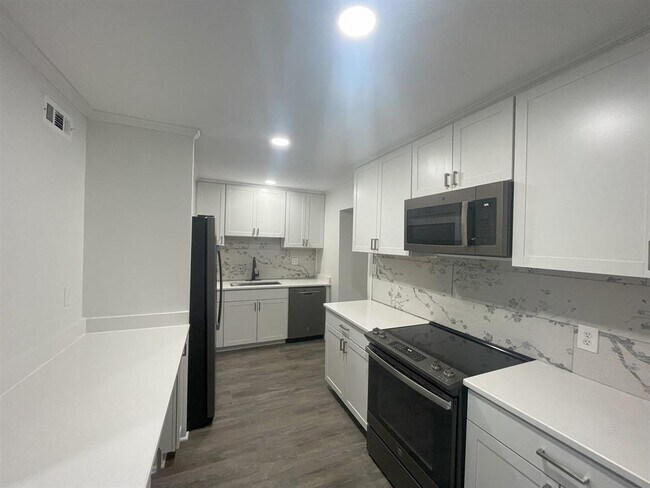 4967 Kimball Ave