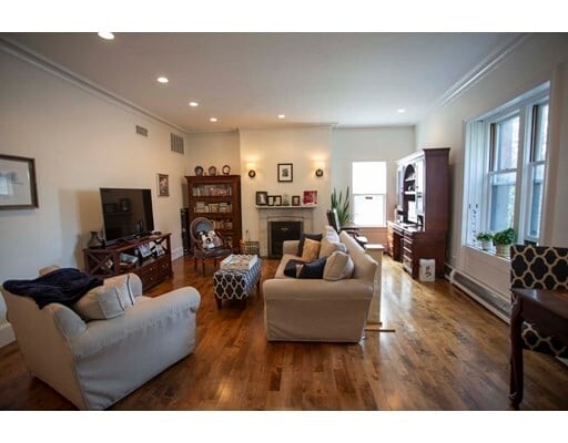 Photo - 42 Mount Vernon St Unidad 4C