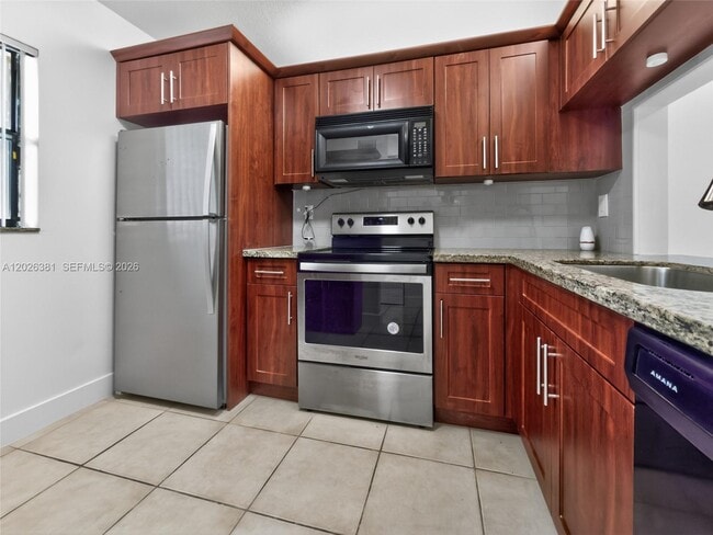 Photo - 10616 NW 10th St Unit 104