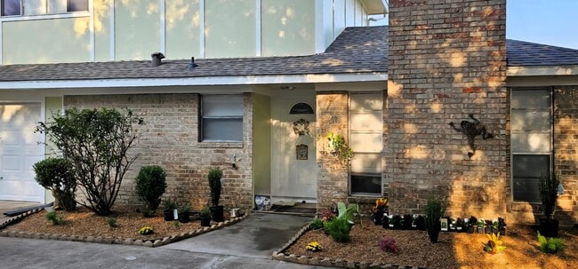 Photo - 10819 Sugar Hill Dr