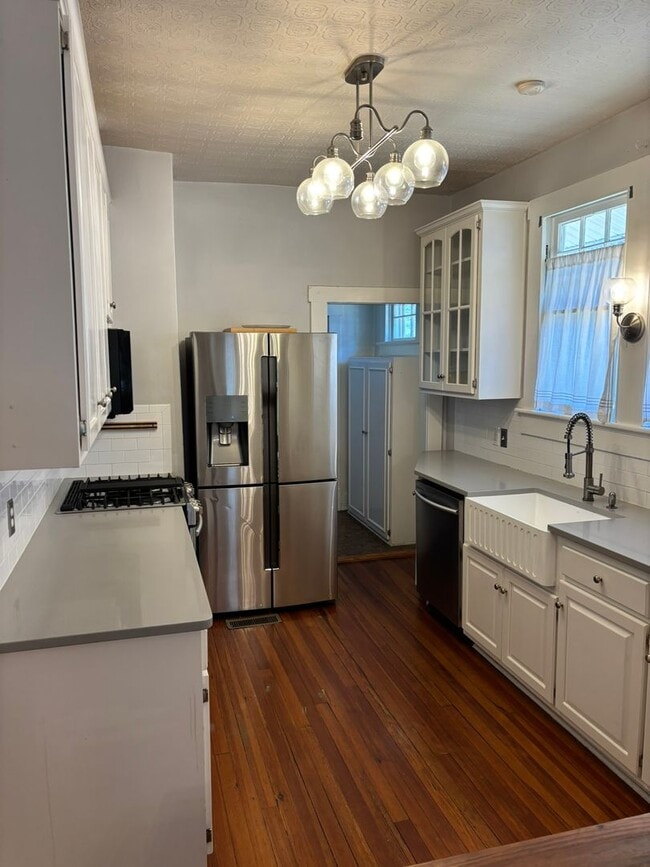 Photo - Lakebottom Area! Hardwood Floors Throughout!