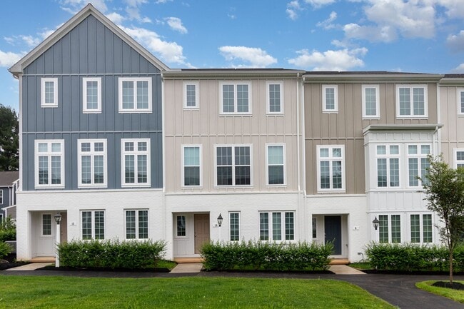 Photo - 10 Seover Wy