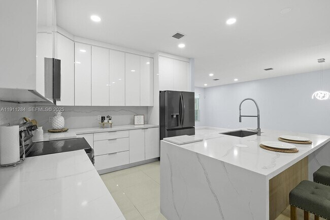 Photo - 16296 SW 26th St