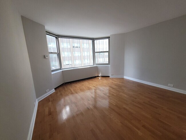 Photo - 535 N Michigan Ave Unit 1505