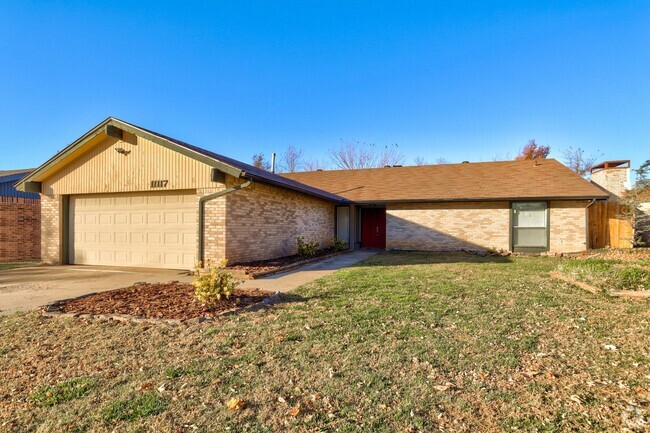 Building Photo - Beautiful 3 bed house in surrey hills yukon