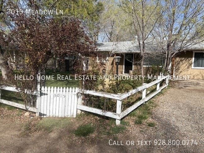 Photo - 3015 Meadow Ln