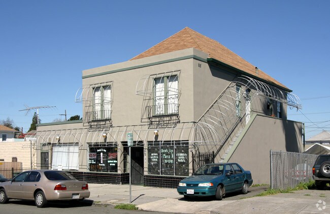 Photo - 704-710 Ohio St