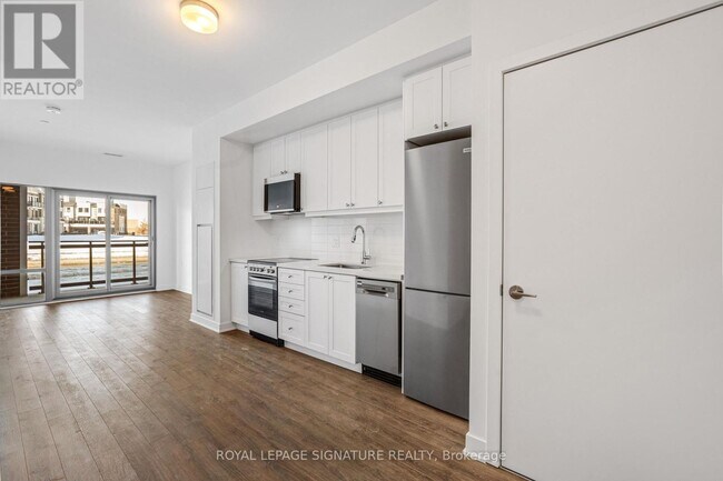 Photo - 51 Clarington Blvd Unité 108