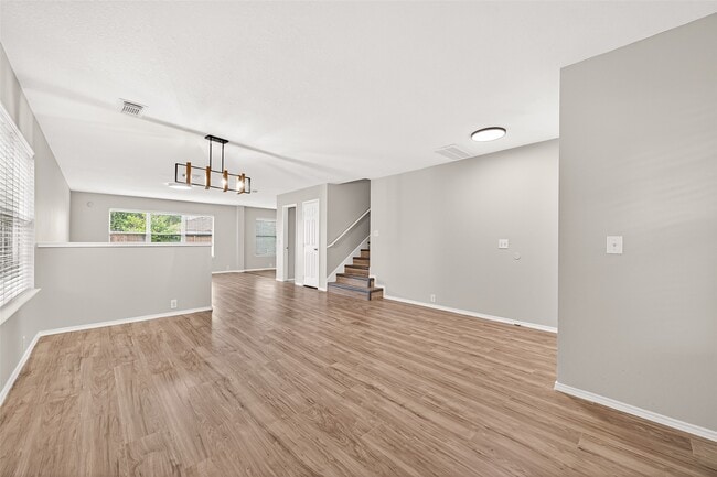 Building Photo - 15007 Sugar Sands Dr