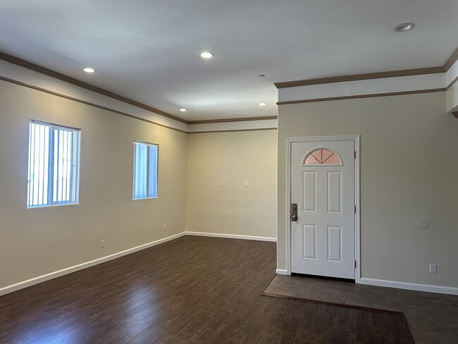 Photo - 14352 Tiara St Unit 3