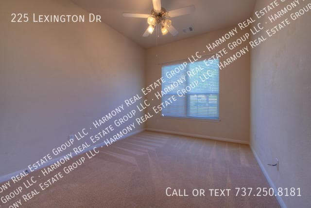 Photo - 225 Lexington Dr