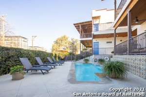 Building Photo - 1542 N Alamo St Unit 109 Rental