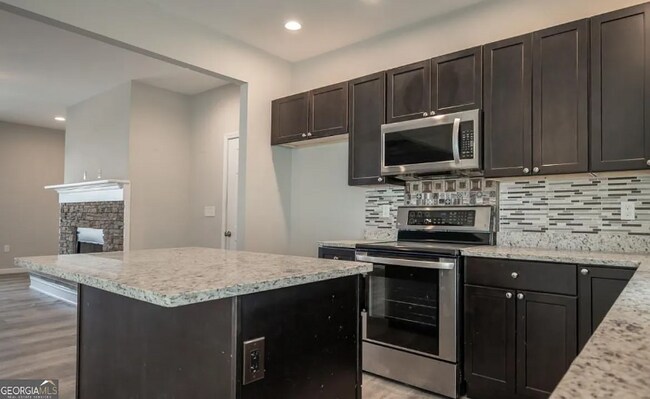 Photo - 2446 Remington Dr