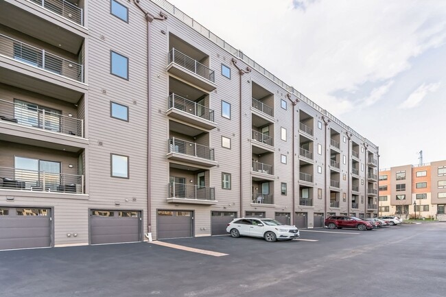 Photo - Stunning Carriage Home in the King of Prussia Town Center