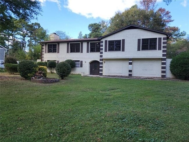 Building Photo - 2035 Debra Ln