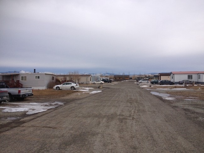 Photo - Dakota Valley Park Mobile Home Park