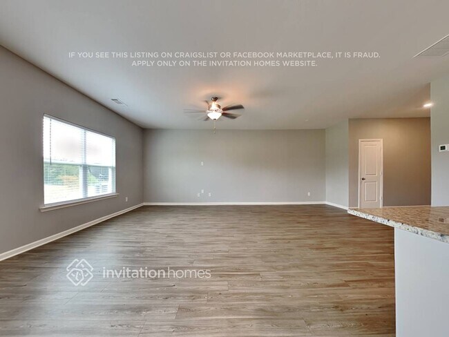 Photo - 649 Gleaner Wy