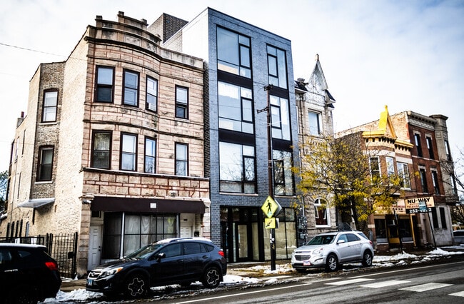 Building Photo - 1028 N California Ave Unit 2