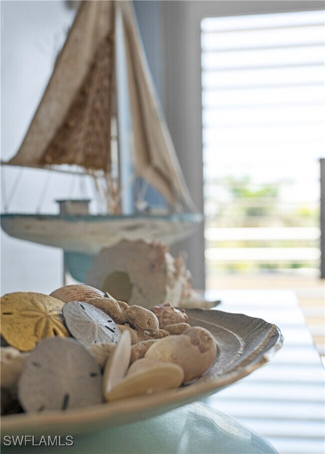 Photo - 240 Seaview Ct Unit 413