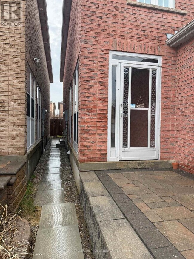 Photo - 164 Stather Crescent