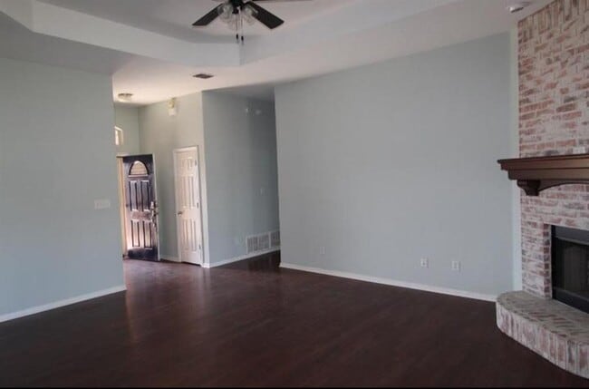 Photo - 2603 Jasmine Ln