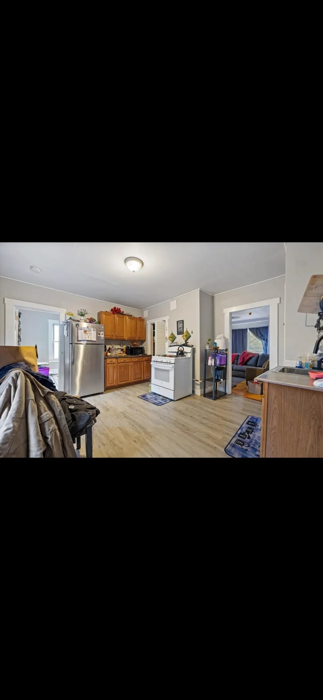 Photo - 151 Westminster St Unit 151